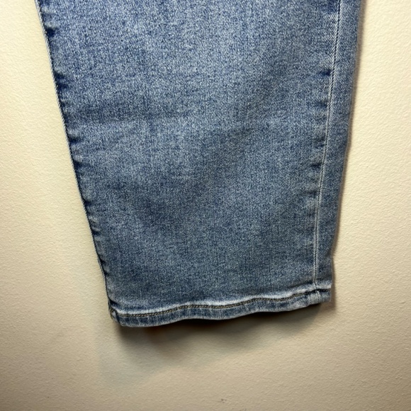 RISEN Women's High Rise Crossover Straight Leg Blue Medium Wash Stretch Sz 31x29 - Picture 9 of 14